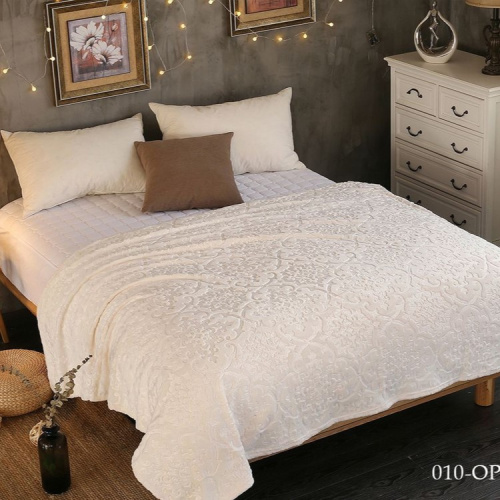 Плед Велсофт 150*200 Вензель молочный