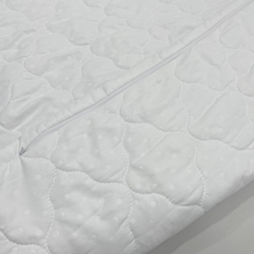 Чехол стеганый на подушку 70*70 